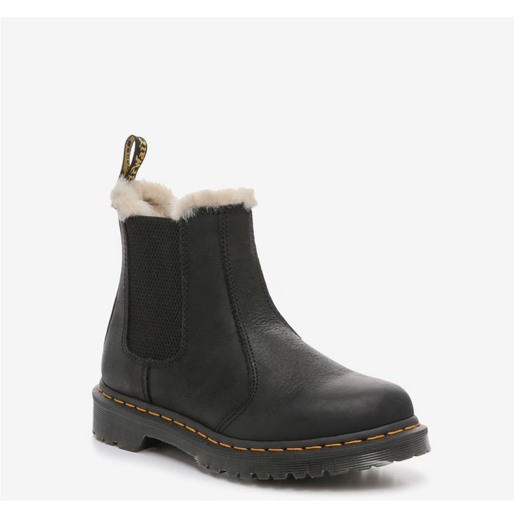 Black Lenore 2976 Doc Martens boot